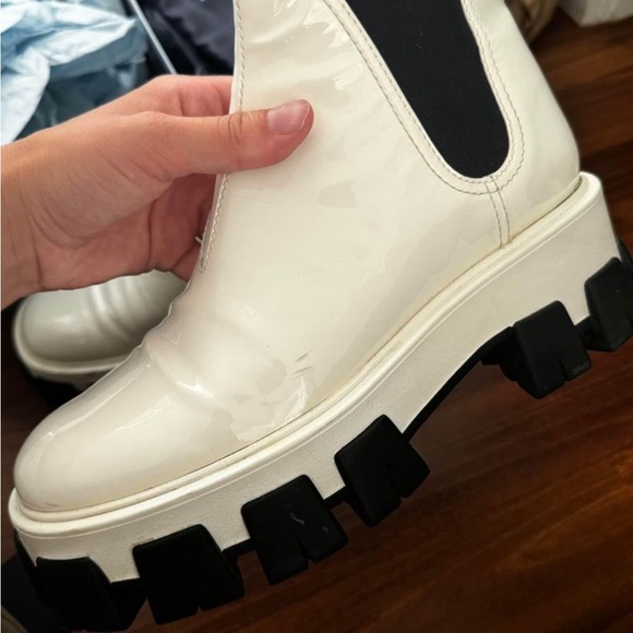 Prada Chelsea monolith black and white boots - Picture 5 of 7